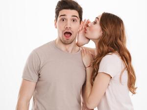 إذا أخبركِ زوجك بانزعاجه من تكرار نصائحك وملاحظاتك له