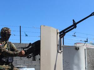 A member of the Yemeni security forces secures an area in the southern city of Aden on December 9, 2019. (AFP/ File Photo)