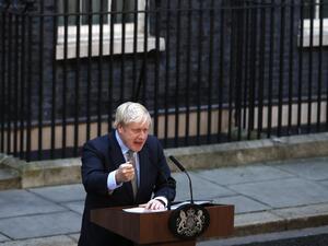  Prime Minister Boris Johnson proclaimed a political "earthquake" Friday after his thumping election victory cleared Britain's way to finally leave the European Union after years of damaging deadlock over Brexit. Adrian DENNIS / AFP