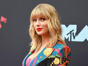 تايلور سويفت