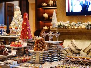 Create memorable moments with your young ones at the Gingerbread House Workshop and the amazing Tree Lighting Ceremony on the 5th of December at 6pm.