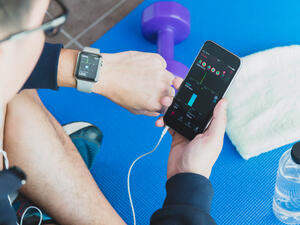 Apple Is Marketing Its Watch as a Healthcare Gadget. How Accurate Is This Claim?