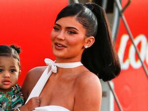 كايلي جينر وستورمي