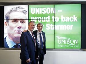 Britain's Labour Party shadow Secretary of State for Exiting the EU Keir Starmer (L) poses with UNISON General Secretary Dave Prentis after arriving to speak to workers in the UNISON headquarters in London on January 9, 2020, following the announcement that the union has decided to back him to replace Jeremy Corbyn as the Labour Party leader. (AFP/ File Photo)