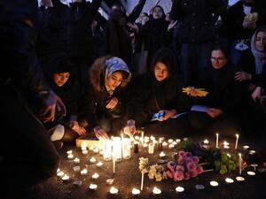 Iranians light candles for the victims of Ukraine International Airlines Boeing 737 during a gathering in front of the Amirkabir University in the capital Tehran, on January 11, 2020. (AFP/ File Photo)