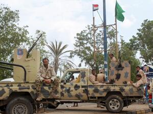 Members of Yemen's southern separatist-dominated Security Belt Forces stand guard during a meeting of the Southern Transitional Council (STC) in the southwestern coastal city of Aden, on January 13, 2020. Saleh Al-OBEIDI / AFP