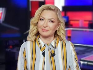 Najwa has been working in Al-Arabiya and Al-Arabiya Al-Hadath TV channels since 2003