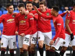 يونايتد يحقق فوزاً كاسحاً