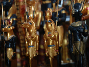 Egyptian souvenir statuettes of the Gods (Shutterstock)	