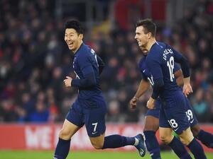 فرحة لاعبي توتنهام لم تكتمل بالهدف