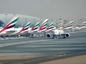 مطار دبي