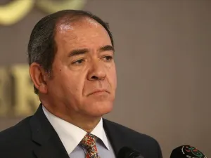 وزير الخارجية الجزائري صبري بوقادوم