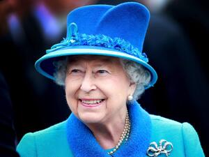 الملكة إليزابيث