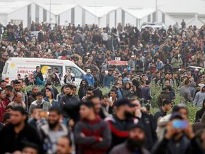 Tens of thousands of Palestinians rally in the Gaza Strip (Twitter)
