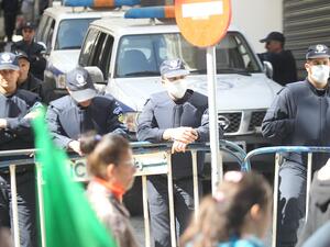 في 25 فبراير، أعلنت الجزائر تسجيل أول إصابة بالفيروس، لإيطالي تم ترحيله إلى بلاده