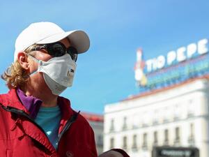 دراسة إمكانية فرض نظام الحجر الصحي على العاصمة مدريد.