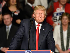 Donald Trump  (Twitter)