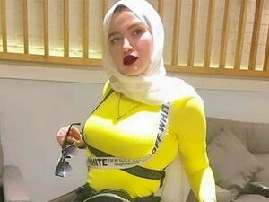 حنين حسام