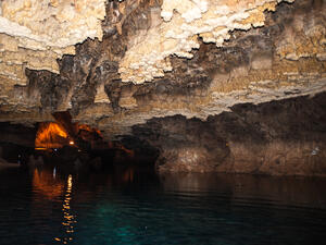 Alisadr water cave (Shutterstock)