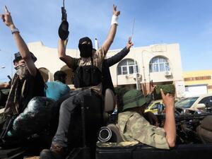 قوات الوفاق تقصف ترهونة بالصواريخ