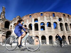 Italy is the second European country, after Britain to see more than 30,000 COVID-19 deaths.  Alberto PIZZOLI / AFP