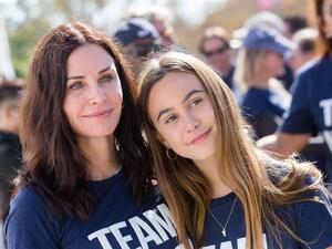 كورتني كوكس وابنتها