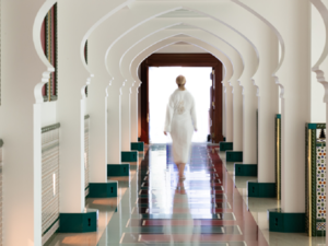 نصائح #WakeUpWithJumeirah: كاتارينا جونسالفيس، مدير إدارة السبا والنادي الصحي في برج العرب جميرا تقدم وصفاتها المنزلية السرية لبشرة نضرة والخالية من العيوب