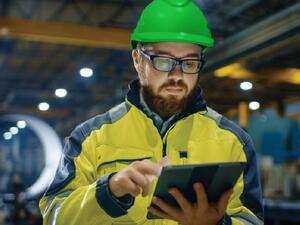 Schneider Electric to Provide Online Monitoring and Troubleshooting of It Equipment at No Cost for Organizations in UAE