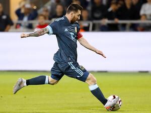  The ex-Argentina international midfielder believes an illustrious countryman can write his own remarkable script when chasing down an elusive crown (Photo: AFP)