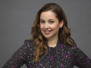 'That Same Face I've Always Had'! Raya Abirached Denies Undergoing to Plastic Surgery (Picture)