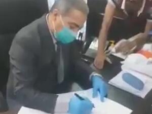 تظاهرات نظمها العشرات من مواطني ذي قار اليوم أمام المستشفى التركي وسط المدينة 