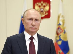 Russian President Vladimir Putin congratulates military and civilian personnel and veterans of the Border Guards Service on Border Guard's Day, at his Novo-Ogaryovo state residence, outside Moscow on May 28, 2020. Alexey NIKOLSKY / Sputnik / AFP