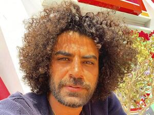 محمد وزيري يثير الجدل بتعليقات خادشة للحياء..صور!