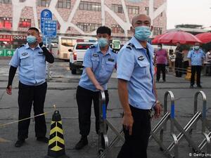 بكين ألغت 1225 رحلة جوية