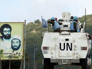 مدرعة تابعة لقوات "اليونيفيل" في لبنان