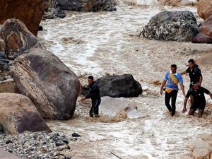 فاجعة البحر الميت