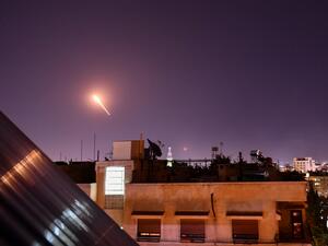 Syrian Air defences respond to Israeli missiles targeting south of the capital Damascus, on July 20, 2020. Israeli strikes south of the Syrian capital wounded seven Syrian soldiers, state media reported, in an attack which a war monitor said hit several positions of regime forces and Iran-backed militias. STR / AFP