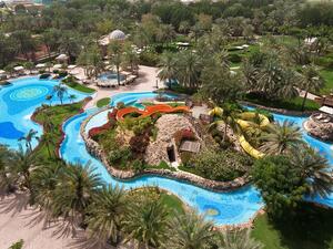 Pool Reopens at Emirates Palace 