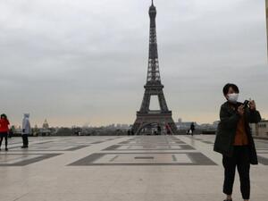 السلطات الفرنسية توصي مواطنيها بتجنب زيارة كتالونيا الإسبانية بسبب تدهور الوضع الوبائي هناك.