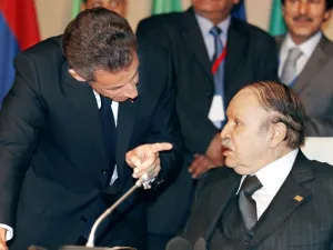 "بوتفليقة كان يرفض أن نتناقش وجها لوجه، بل جنبا إلى جنب"