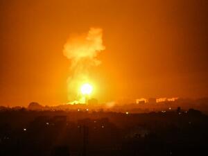 Smoke and flames rise after Israeli army war planes carried out airstrikes over Khan Yunis, Gaza Strip on August 16, 2020. The Israeli army said it carried out fresh air strikes against Hamas positions in the Gaza Strip on August 16, in response to firebombs sent into Israeli territory attached to balloons. SAID KHATIB / AFP
