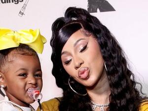 Cardi B with her daughter (Twitter)