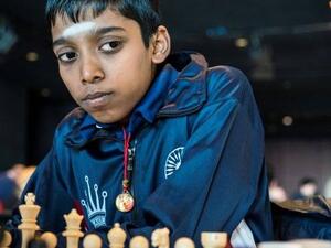 Divya Deshmukh (Twitter)