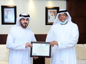 جامعة أبوظبي تستعد للنظام التعليمي الهجين وتقدم فحص كوفيد-19 لموظفيها