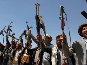 مقاتلون من جماعة أنصار الله