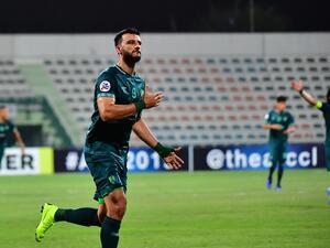 Football star Omar Al Somah joins initiative to welcome back Saudi football season (Photo: AFP)