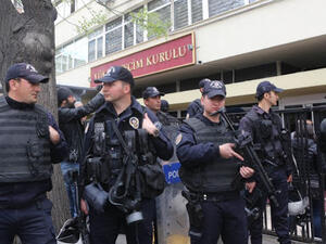 منذ محاولة الانقلاب الفاشلة، أطلقت أنقرة حملة اعتقالات واسعة