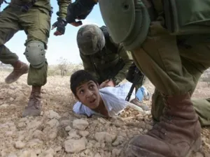 سلطات الاحتلال تزيد من هجماتها ضد الفلسطينيين