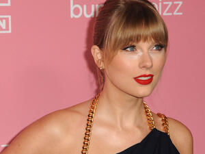 Taylor Swift's 'Folklore' tops the U.S. album chart for 4th week