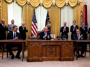 U.S. President Donald Trump (C) participates in a signing ceremony and meeting with the President of Serbia Aleksandar Vucic (L) and the Prime Minister of Kosovo Avdullah Hoti (R) in the Oval Office of the White House on September 4, 2020 in Washington, DC. The Trump administration is hosting the leaders to discuss furthering their economic relations. Anna Moneymaker-Pool/Getty Images/AFP POOL / GETTY IMAGES NORTH AMERICA / Getty Images via AFP